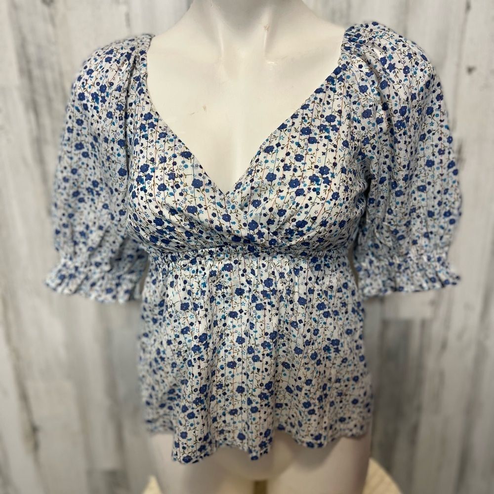 JFC Blue White Floral Puff Sleeve Blouse Womens Size Small S Tie Open Back Top